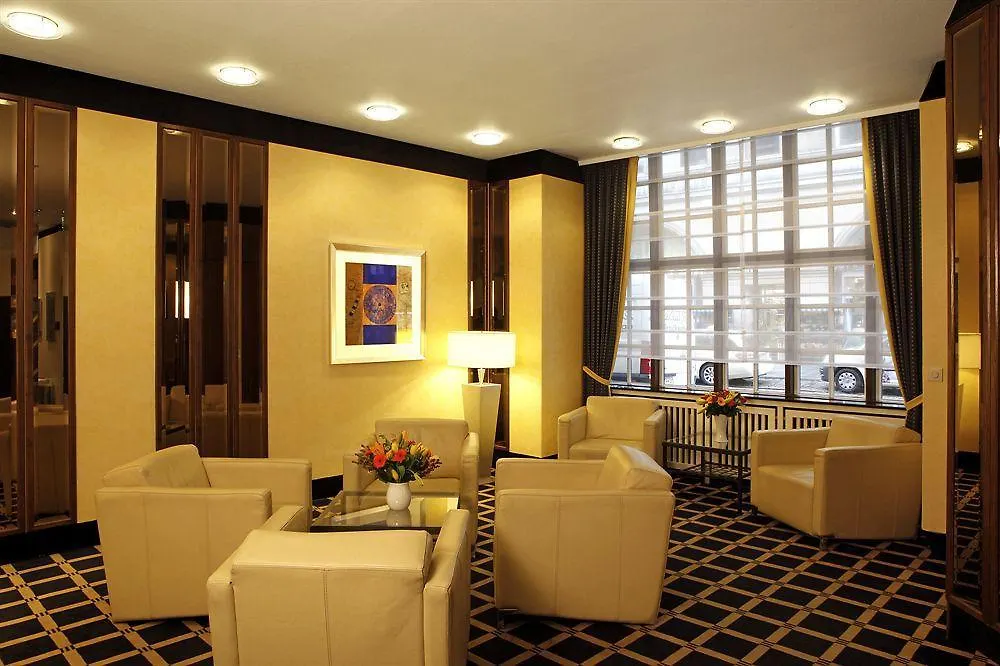 H+ Hotel BRE